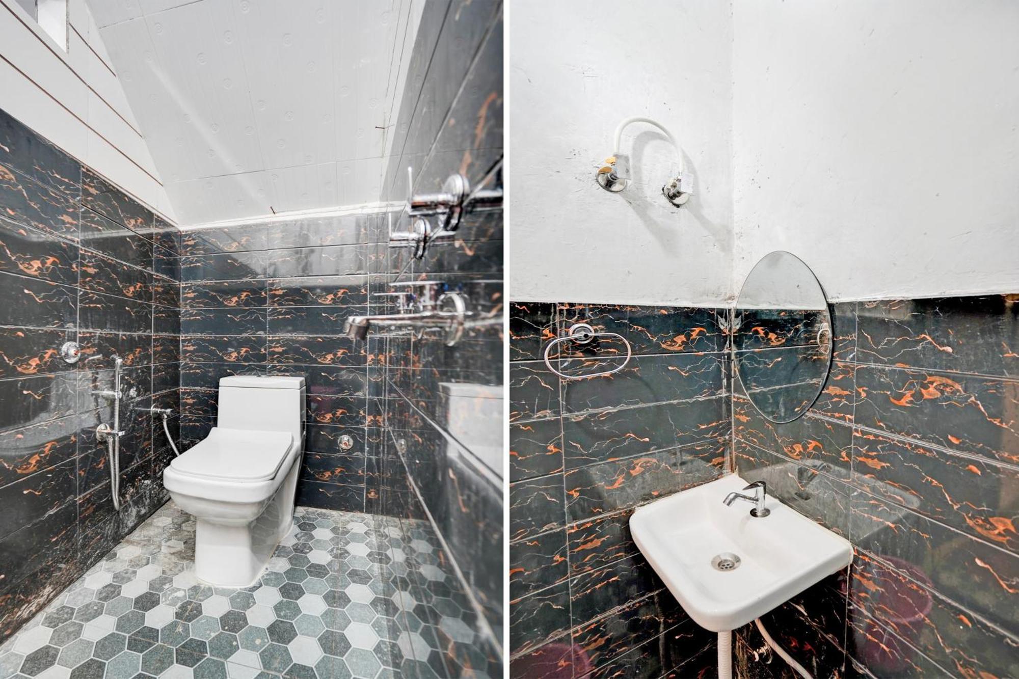 Hotel O Le Empire Stay House New Delhi Bagian luar foto